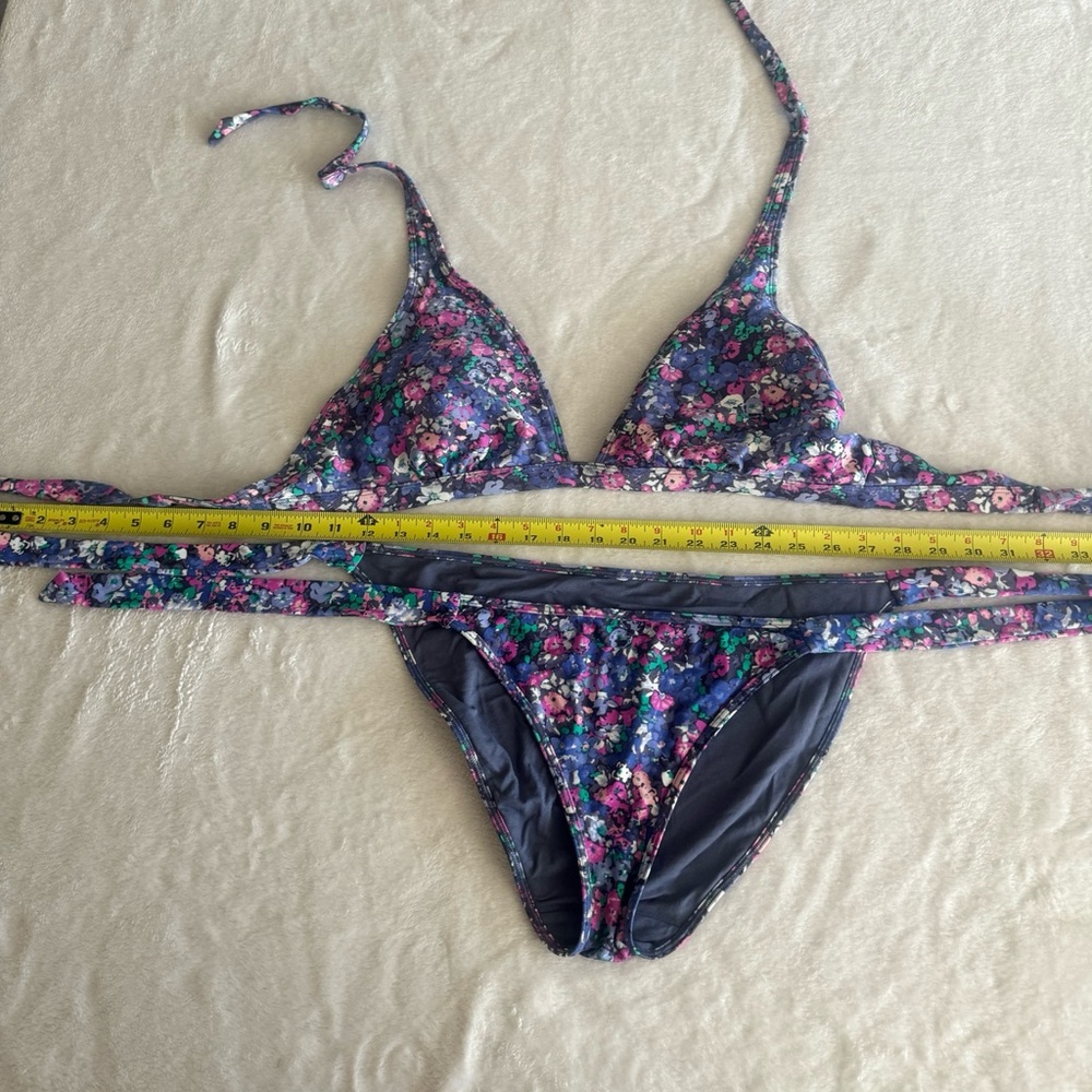 Floral Bikini Size Large With Adjustable Ties in Purple, Pink and Green GUC - Picture 9 of 12